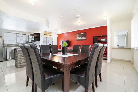 City Escape Serviced Townhouses - Tweed Heads Accommodation 1