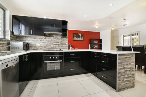 City Escape Serviced Townhouses - Tweed Heads Accommodation 2