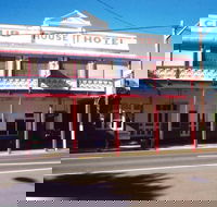 Club House Hotel - Tweed Heads Accommodation