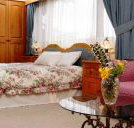 Chalet Swisse Spa Retreat - Tweed Heads Accommodation