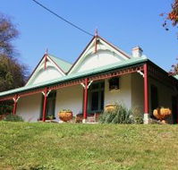 Ravenscroft and The Cottage - Tweed Heads Accommodation