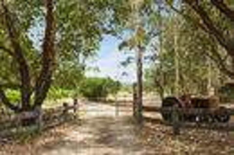 Red Tractor Retreat - Tweed Heads Accommodation 2