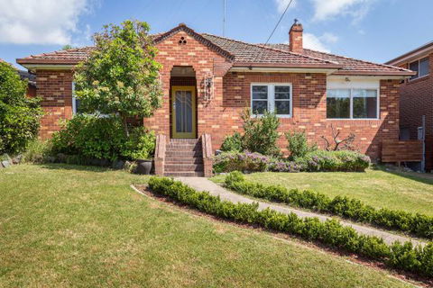 The Yellow Door Guesthouse - Tweed Heads Accommodation 1