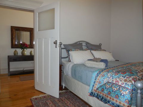Book Keepers Cottage Waikerie - Tweed Heads Accommodation 2