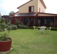 Nightingale Wines Luxury Villas - Tweed Heads Accommodation
