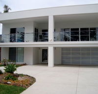 The White House - Shellharbour Village - Tweed Heads Accommodation