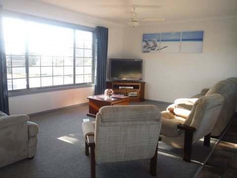 Decked Out - Tweed Heads Accommodation 2