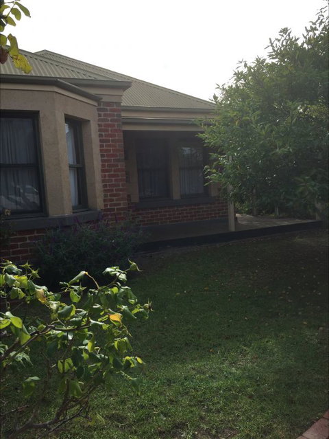 Boatramp Cottage - Tweed Heads Accommodation 1