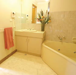 City Colonial Motor Inn - Tweed Heads Accommodation 1