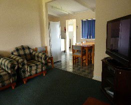 Alonga Waterfront Cottages - Tweed Heads Accommodation 1