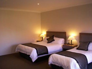 Parkes Int Motor Inn - Tweed Heads Accommodation 0