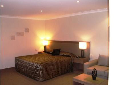 Parkes Int Motor Inn - Tweed Heads Accommodation 1
