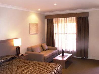 Parkes Int Motor Inn - Tweed Heads Accommodation 4