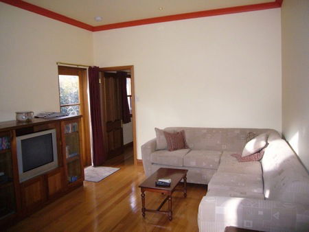 Rectory Cottage - Tweed Heads Accommodation 0