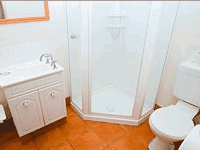 Montgomery's Private Hotel & YHA - Tweed Heads Accommodation 0