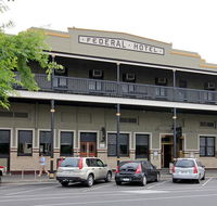 Fed on Semaphore - Tweed Heads Accommodation