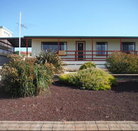 Kenny's Retreat - Tweed Heads Accommodation