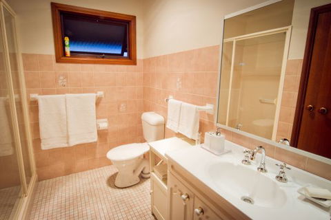 Camden Hillview - Tweed Heads Accommodation 5