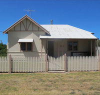 Ellison's Holiday Home