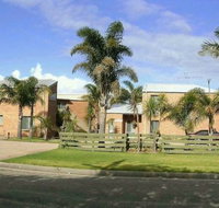 Fronds Holiday Apartments - Tweed Heads Accommodation
