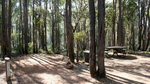 Perth Hills Centre Campground At Beelu National Park - Tweed Heads Accommodation 0