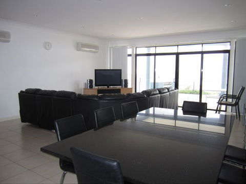 The Waterfront Starfish - Tweed Heads Accommodation 2