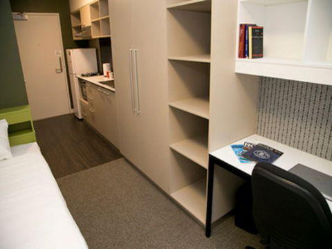 Abercombie Student Accommodation (Summer) - Tweed Heads Accommodation 4