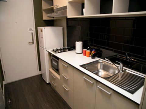 Abercombie Student Accommodation (Summer) - Tweed Heads Accommodation 7