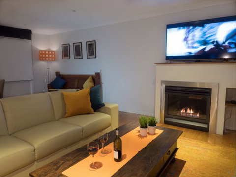 Alice's Palace Ocean Grove - Tweed Heads Accommodation 0