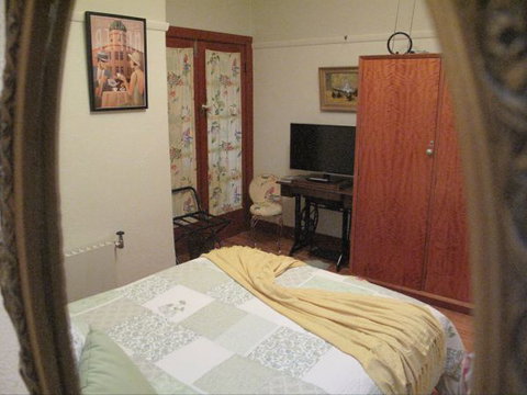 B&B Wodonga - Art Deco Accommodation - Tweed Heads Accommodation 4