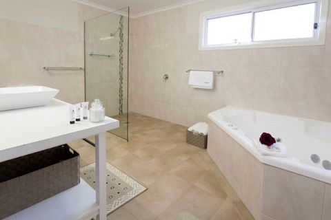 Brookfield Guesthouse - Tweed Heads Accommodation 6