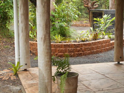 Byfield Cabins On Waterpark Creek - Tweed Heads Accommodation 4