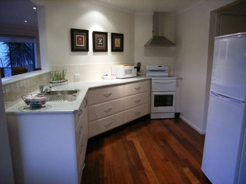 C-Deck Beach House Apartment - Tweed Heads Accommodation 2