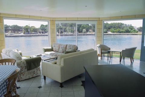 Douglas Riverside - Tweed Heads Accommodation 1