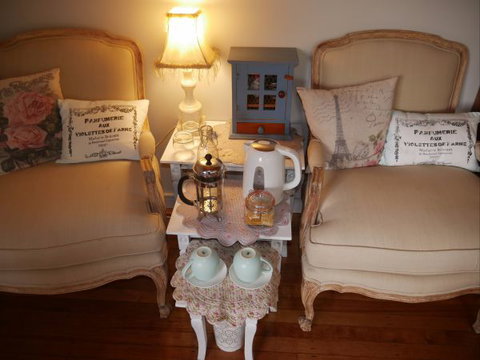 La Perrie Chalet Bed And Breakfast - Tweed Heads Accommodation 2