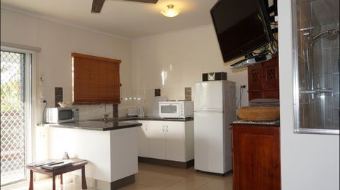 La Solana Holiday Apartments  - Mackay - Tweed Heads Accommodation 5