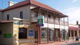 Victoria Hotel - Tweed Heads Accommodation 4