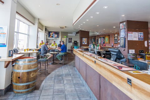 Merimbula Hotel - Tweed Heads Accommodation 0