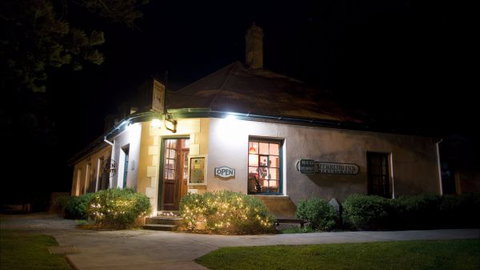 Merrijig Inn - Tweed Heads Accommodation 0