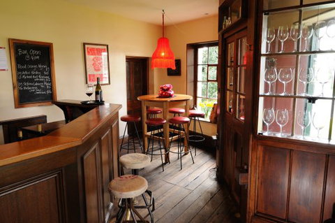 Merrijig Inn - Tweed Heads Accommodation 1