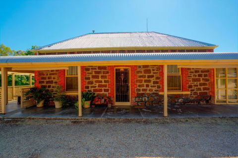 Red Gum Retreat - Tweed Heads Accommodation 2