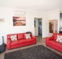RED FIN part of BLUE FIN HOLIDAY HOMES - Tweed Heads Accommodation