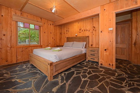 Saintys Creek Cottage - Tweed Heads Accommodation 2
