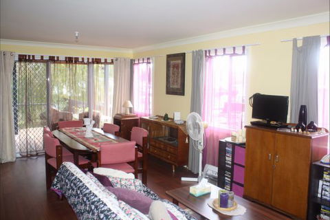The Red House - Tweed Heads Accommodation 2