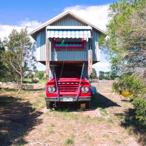 Torquay Farmstay  Blue Studio Truck - Tweed Heads Accommodation 0