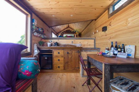 Torquay Farmstay  Blue Studio Truck - Tweed Heads Accommodation 3