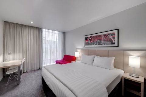Travelodge Hotel Melbourne Docklands - Tweed Heads Accommodation 1