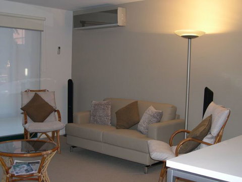 Unit 5 Wyuna Queenscliff - Tweed Heads Accommodation 2