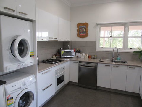 Valley View Cottage - Tweed Heads Accommodation 2