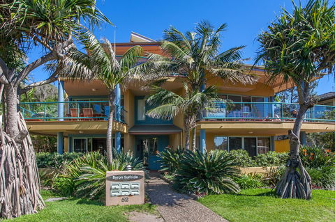 Apartment Three Surfside - Ocean Views - Tweed Heads Accommodation 0